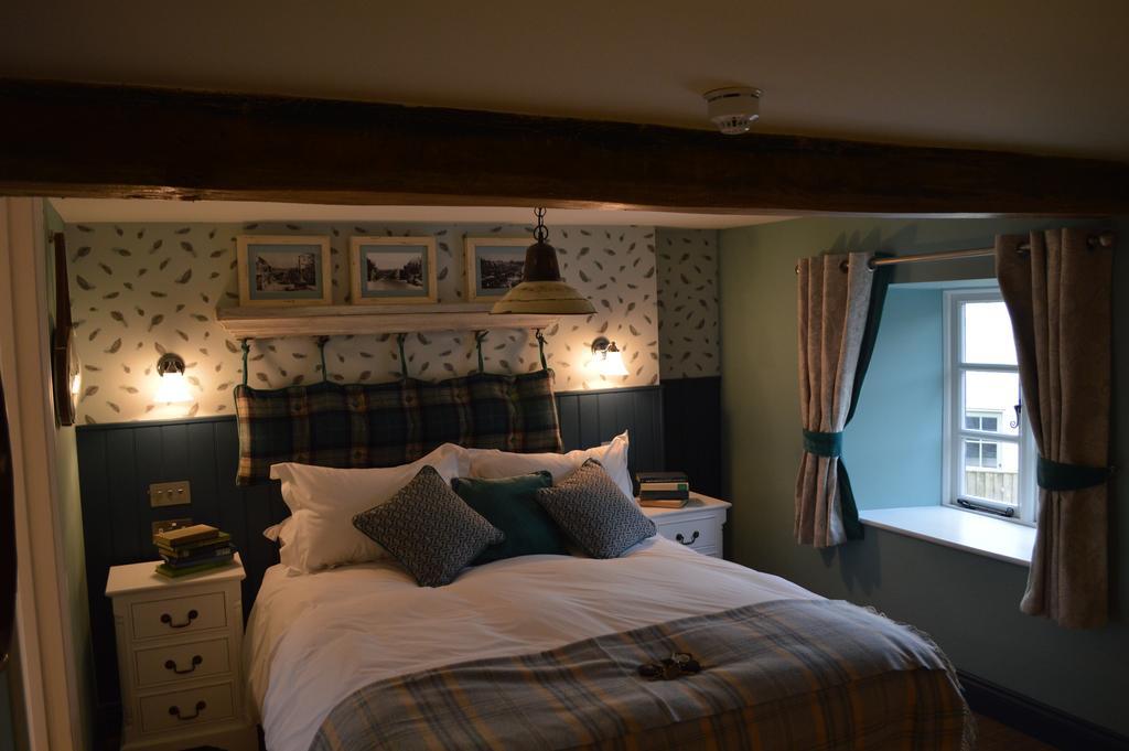 The Golden Pheasant Hotel Burford Dış mekan fotoğraf