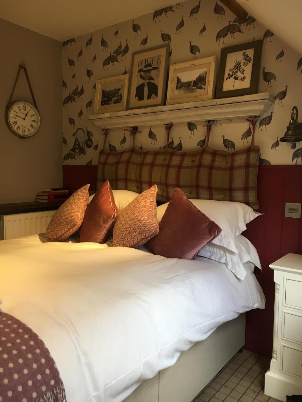 The Golden Pheasant Hotel Burford Dış mekan fotoğraf