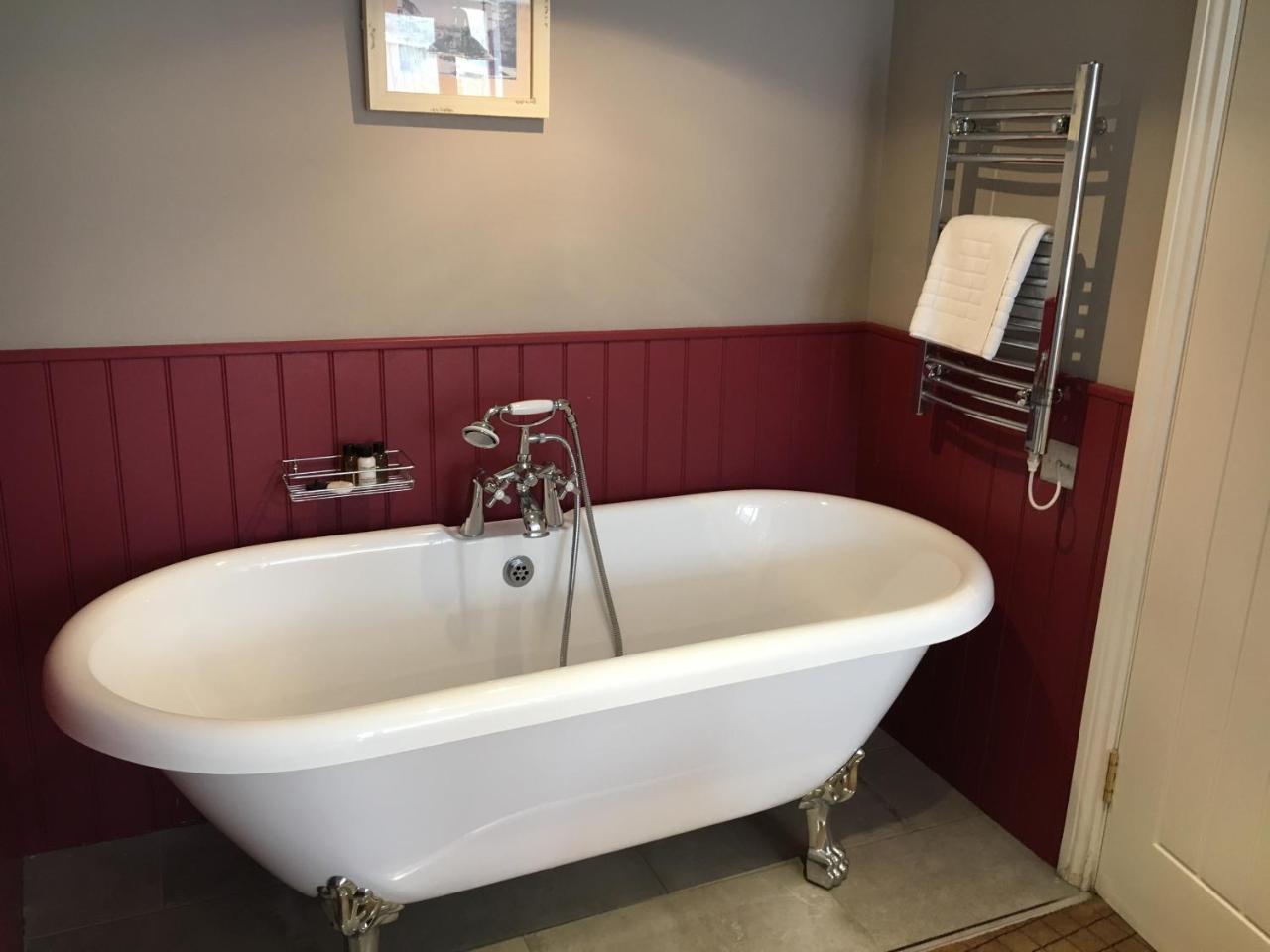 The Golden Pheasant Hotel Burford Dış mekan fotoğraf